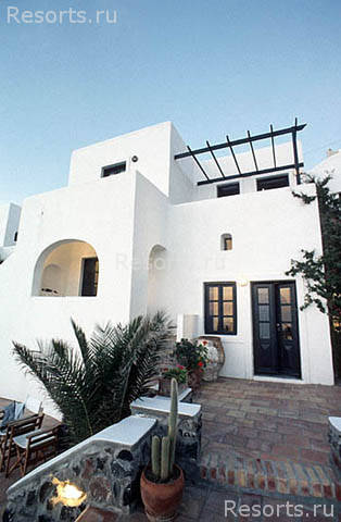 Astra Hotel Apartments 4